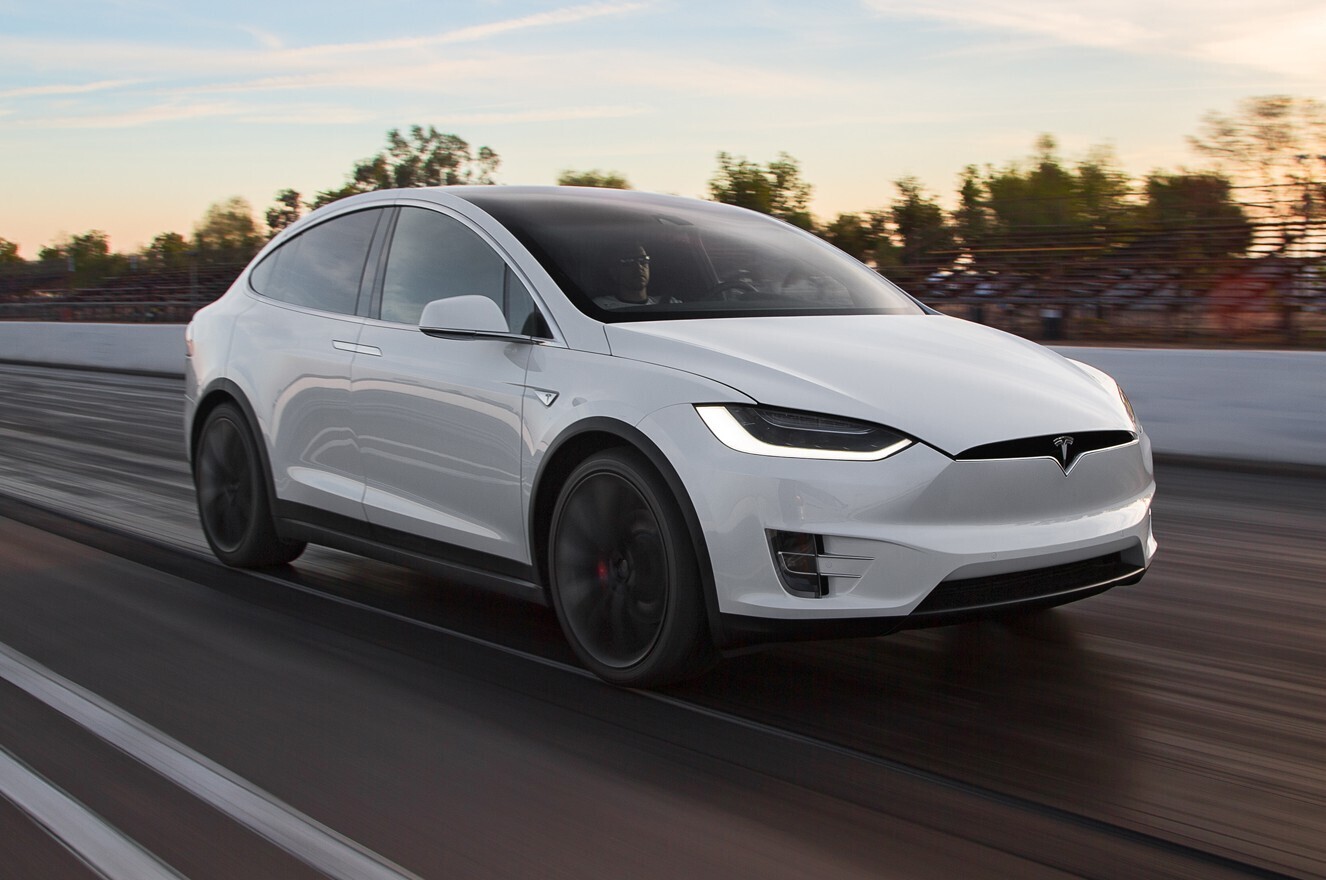 Tesla model online x p100d